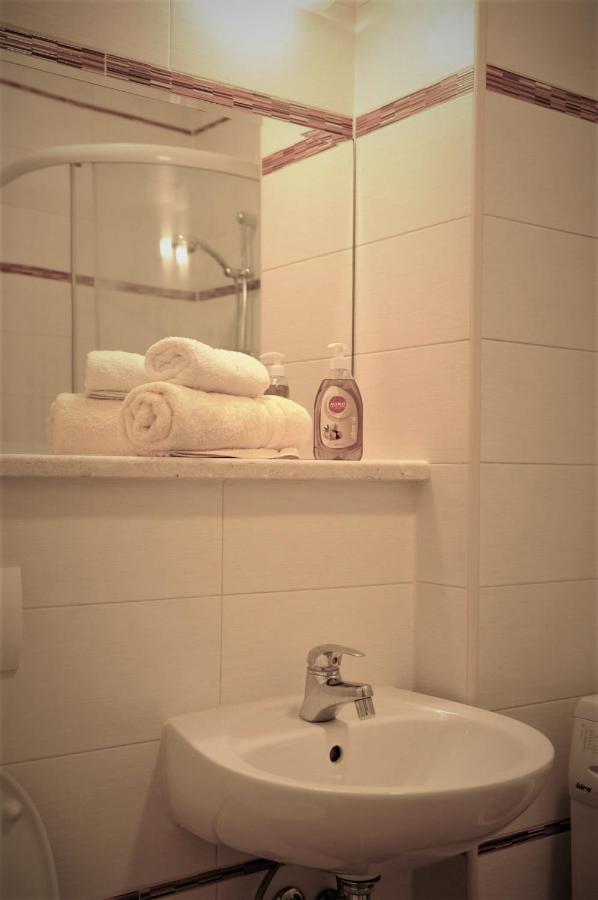 Apartment Mejtas With Free Parking SJJ Buitenkant foto